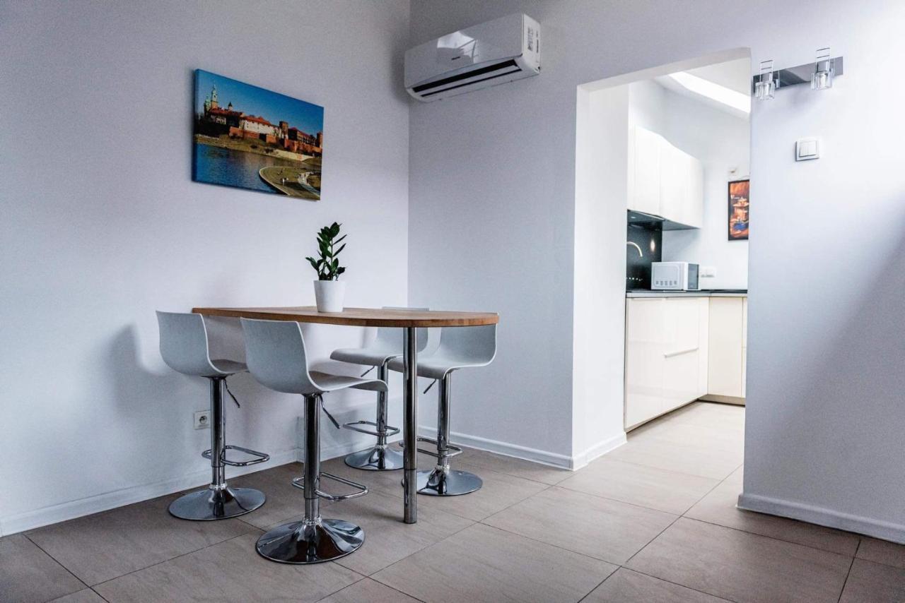 Mk Apartment 60M2 Friends&Family クラクフ エクステリア 写真